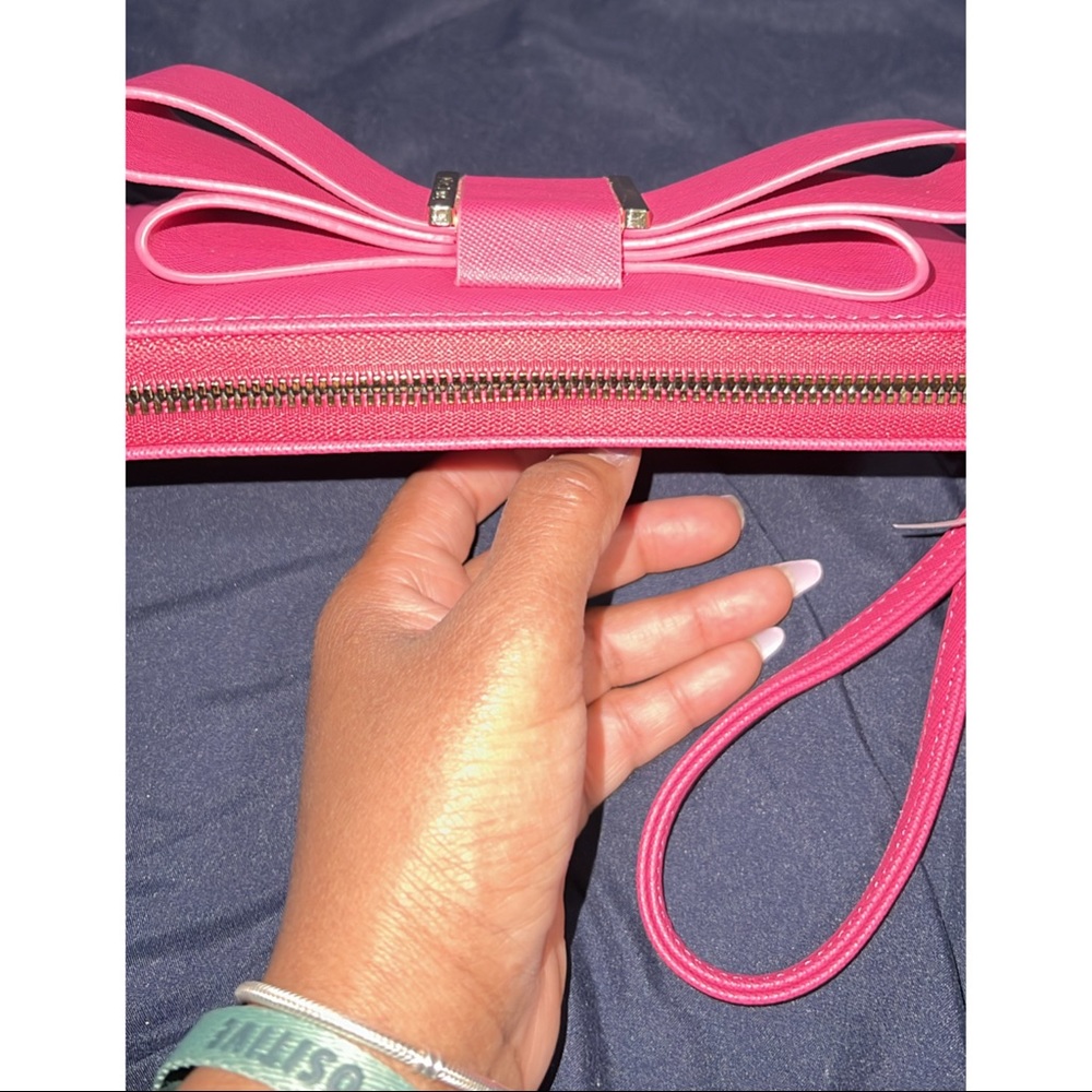 BETSEY JOHNSON ~Zip-around Wallet Wrislet (NWT) - Picture 2 of 11